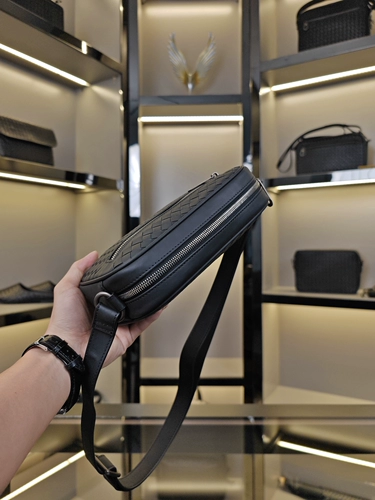 Кожаная небольшая сумка для отдыха подходит для мужчин и женщин, универсальная сумка через плечо, плетеная сумка на одно плечо, в корейском стиле, из натуральной кожи