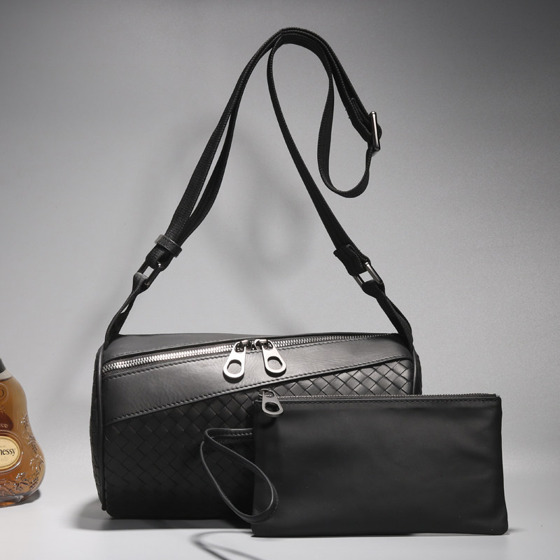 男士包包单肩斜挎包小包2023新款潮牌真皮编织斜跨女休闲横款男包