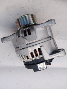 三一重卡新英雄大功率110A发电机原厂索恩格博世适合加装驻车空调