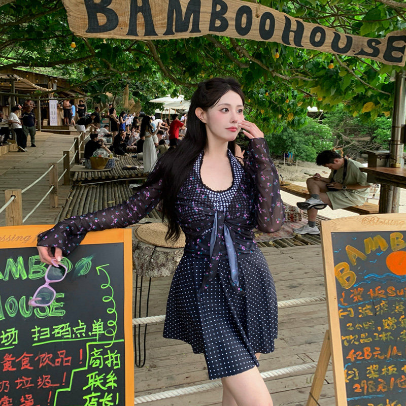 大码泳衣女微胖mm200斤连体三角裙式保守罩衫三件套长袖遮肚度假