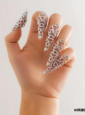 个性夸张新款饰品镂空花纹锥形