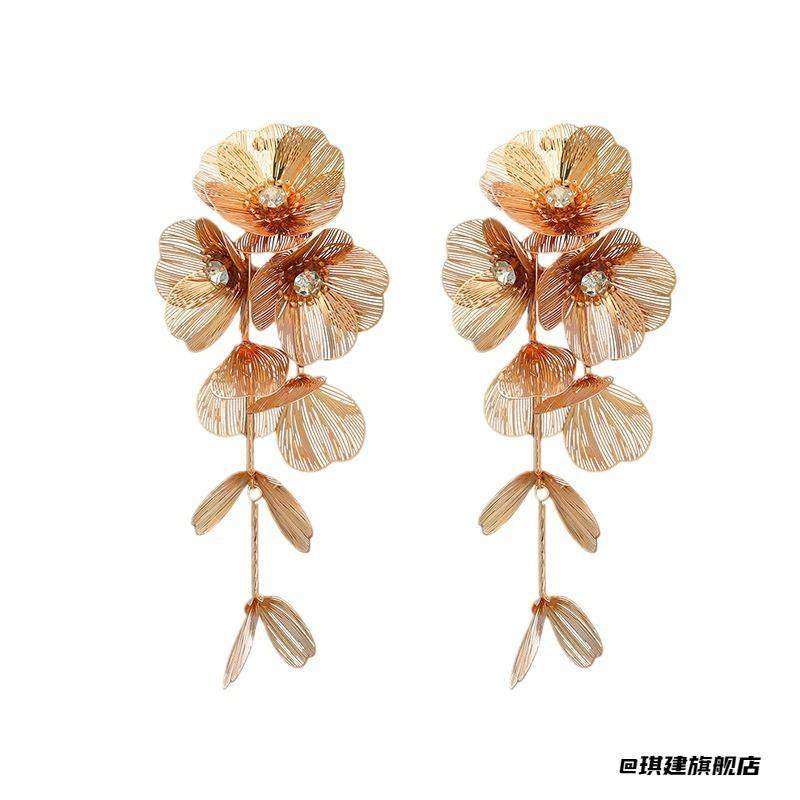 鱼尾纹流苏镶钻夸张个性包出片耳环耳坠瀑布长款流苏耳环花朵气质,饰品/流行首饰/时尚饰品新,耳夹,淘宝优惠券,粉丝福利购,淘宝优惠卷