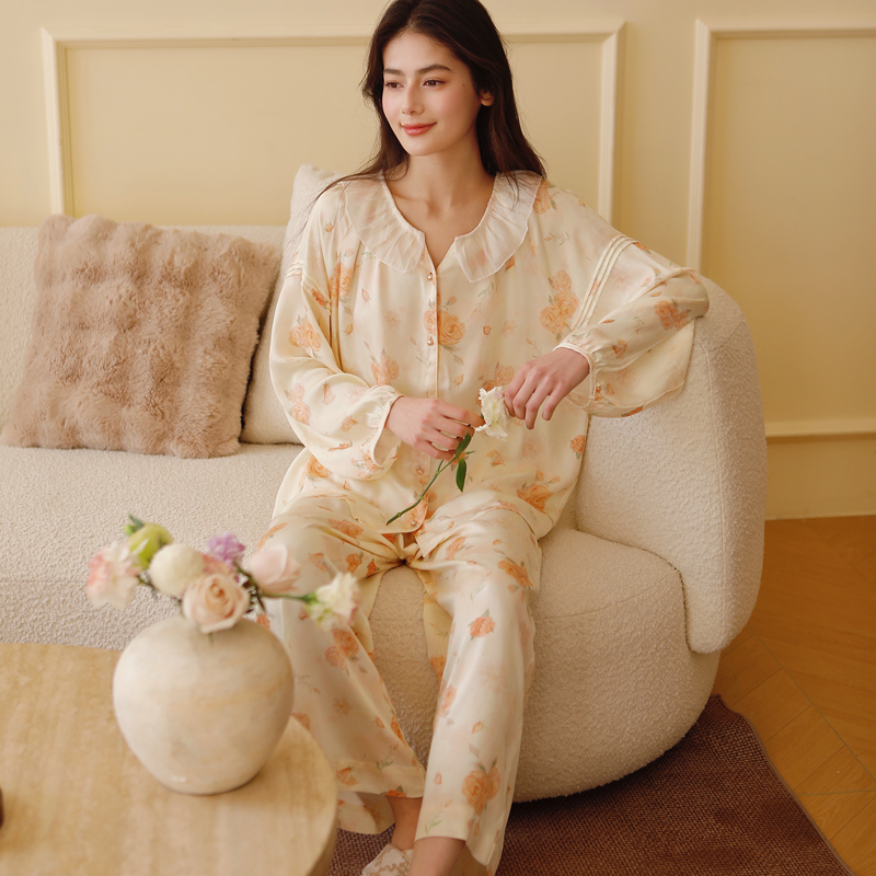 人棉贡缎四季女士花边领甜美睡衣