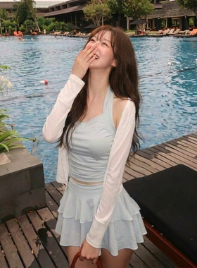 2026新款泳衣女高级感度假海边绝美分体裙式平角裤游泳衣温泉