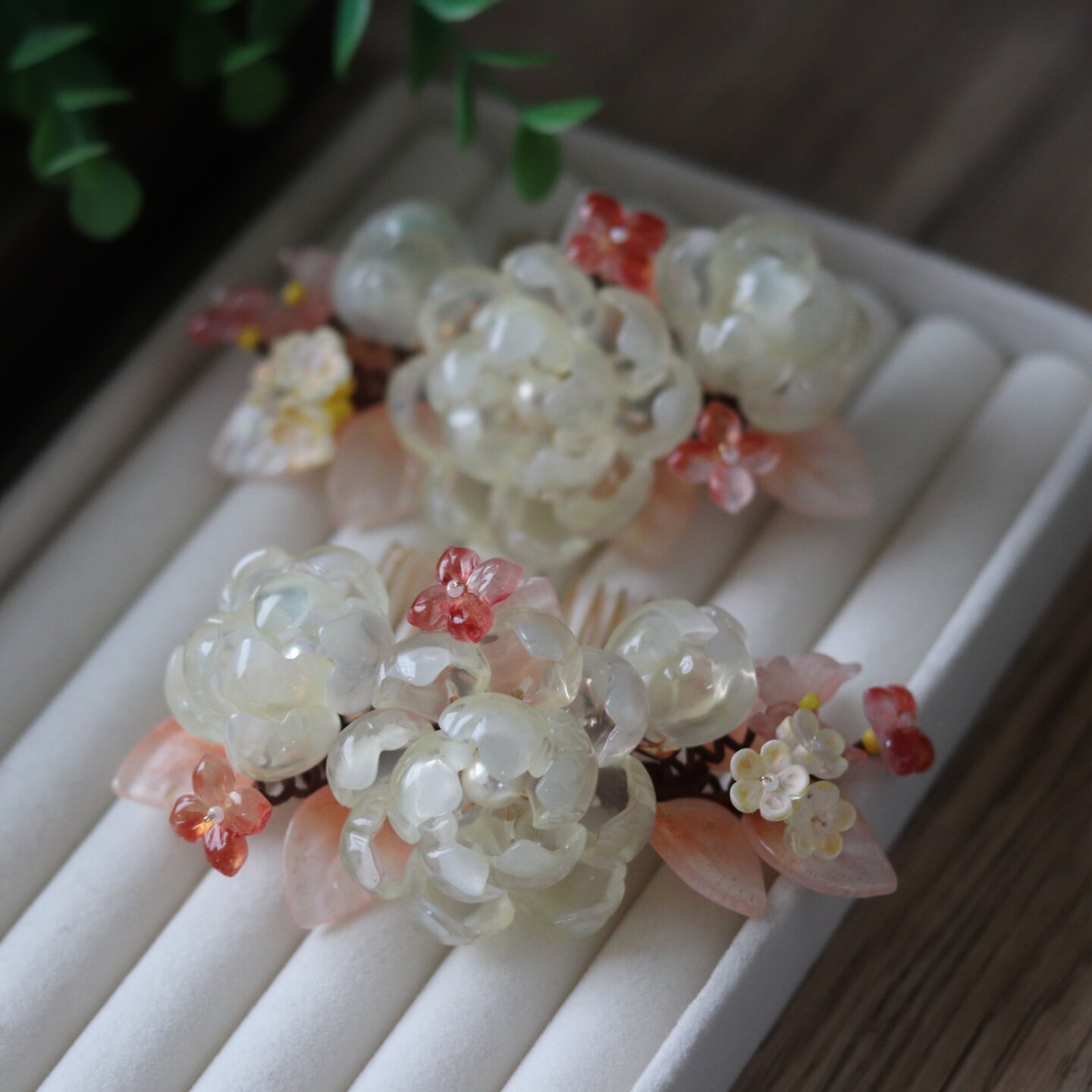 仙女风水晶色琉璃月季花朵发梳女透明粉色花瓣发饰头饰配件图片