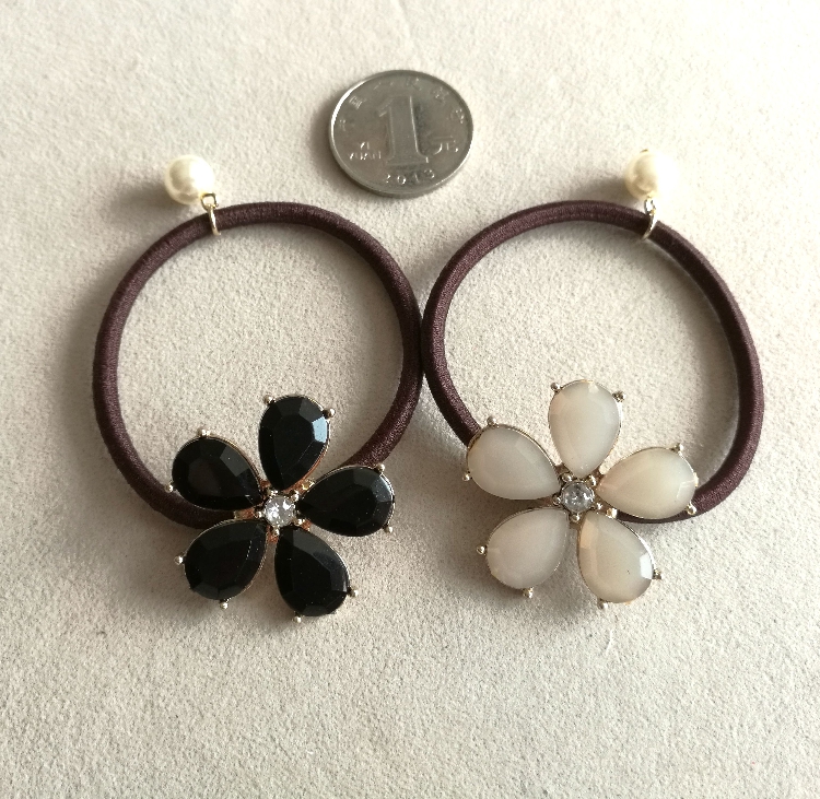 Broche en autre - Ref 1174156 Image 1