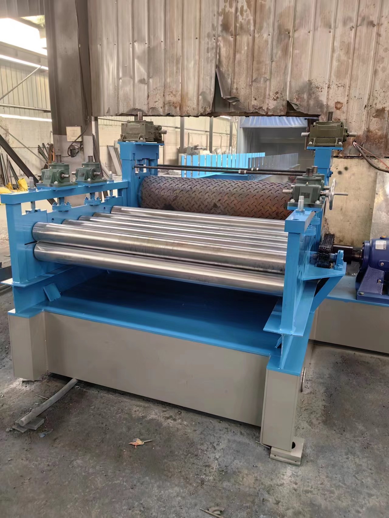 全自动校平机不锈钢镀锌钢板开平机伺服铝板铜板校平分条冲孔设备