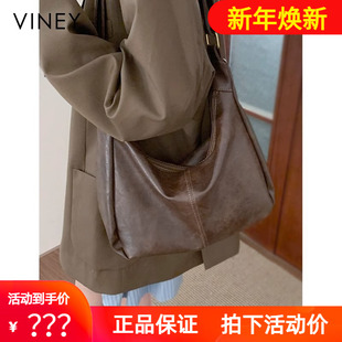 Viney包包女士2025新款女包斜挎包真皮复古百搭大容量单肩托特包