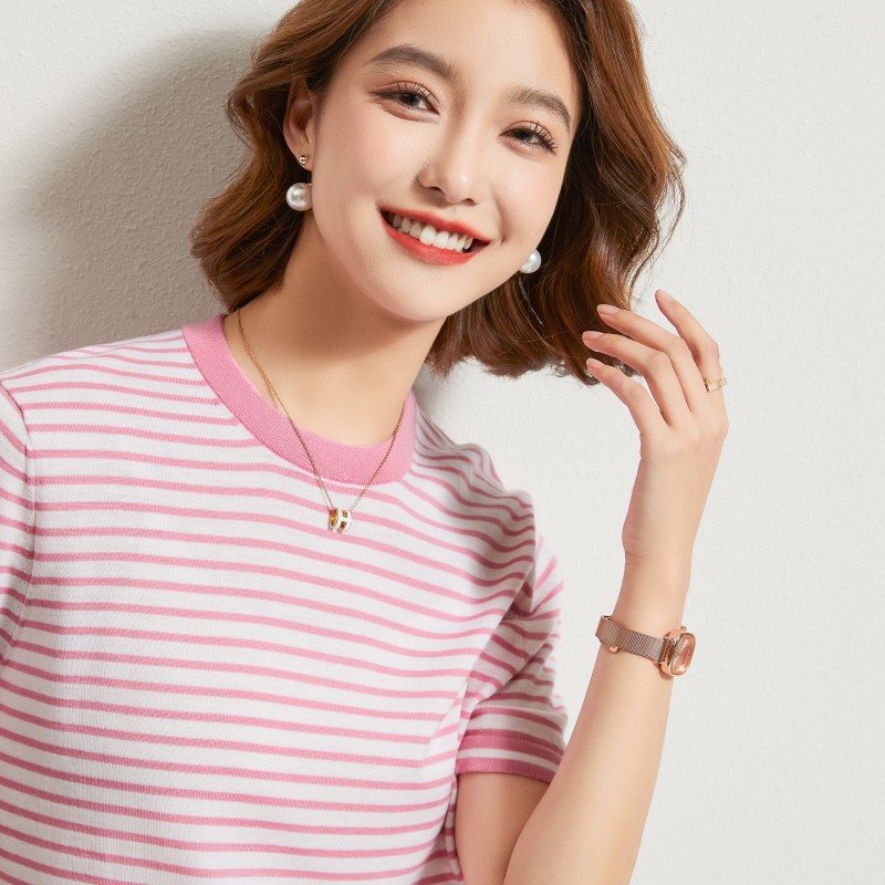 {匠心-杨子羊毛}女生轻薄条纹圆领短袖