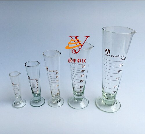 玻璃刻度三角量杯