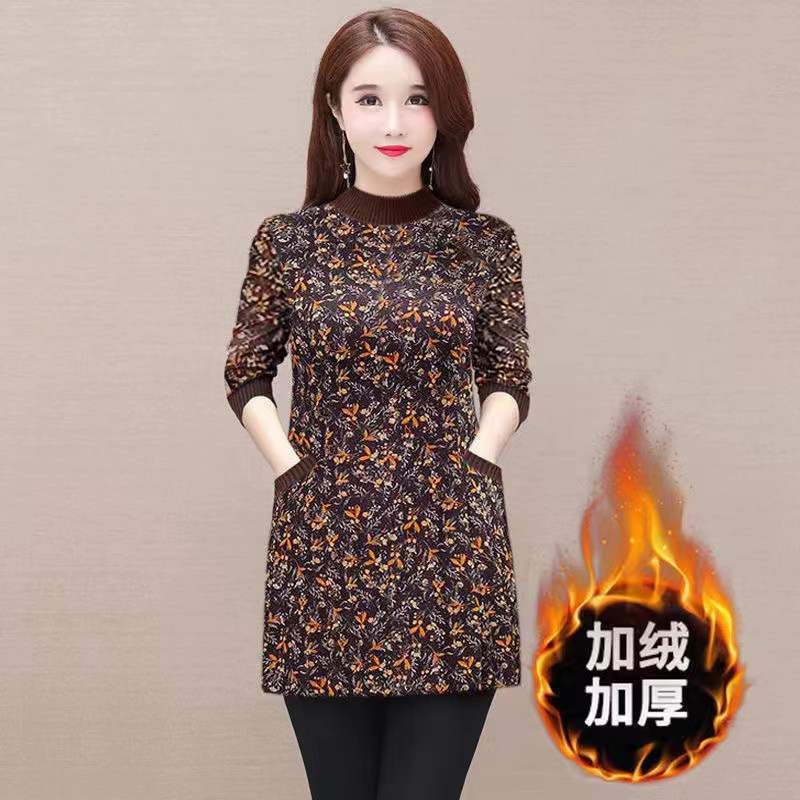 大码秋冬T恤加绒加厚妈妈装圆领卫衣女中长款保暖上衣印花打底衫