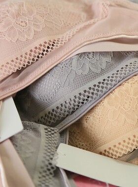 背心式无钢圈文胸抹胸式美背大胸显小薄款大码运动聚拢收副乳舒适