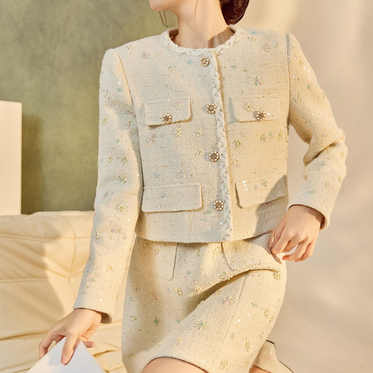 2025秋冬装新款 轻奢新中式时尚小香风刺绣短外套无袖背心裙套装