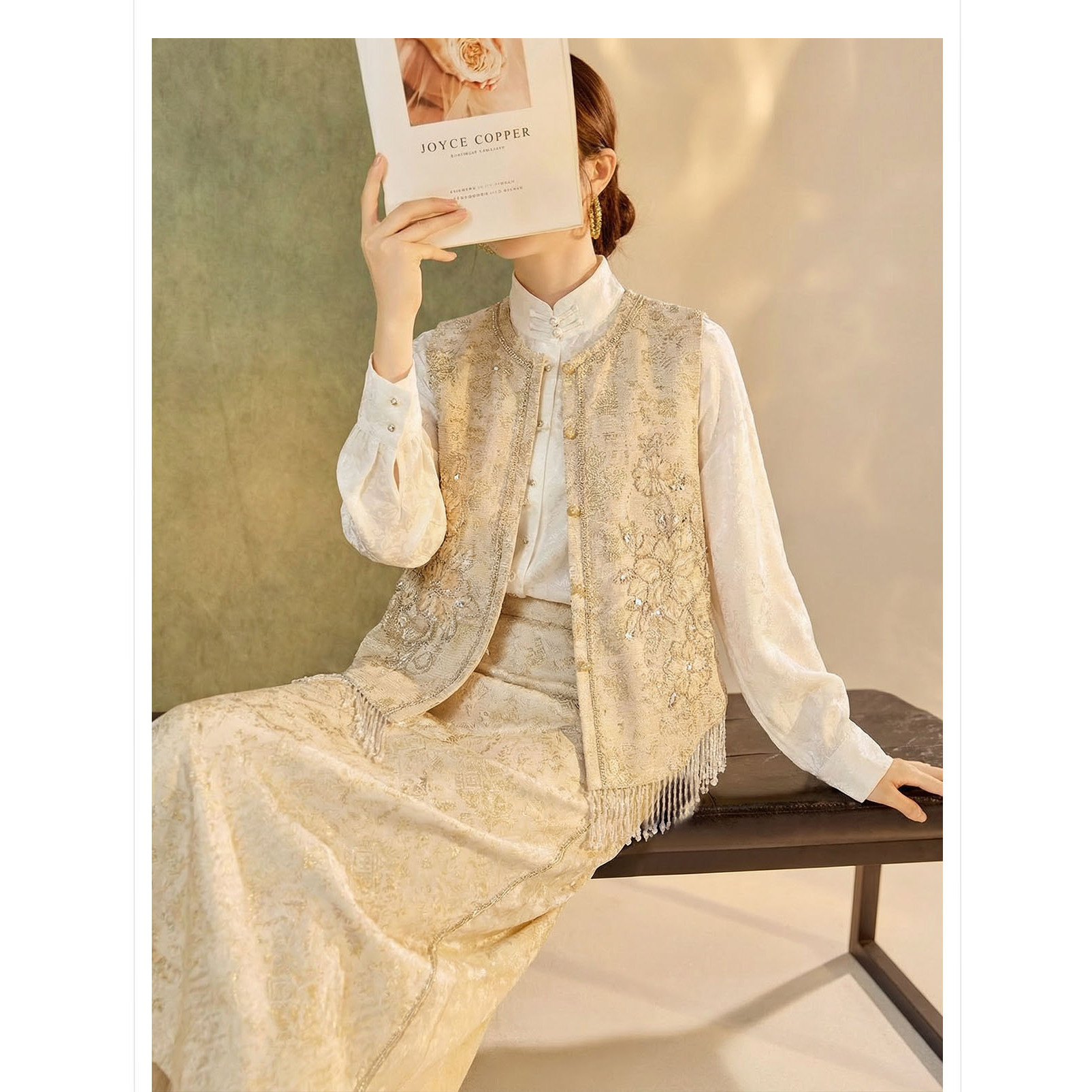 2026春装新款 轻奢新中式高端国风钉珠流苏改良唐装马甲半裙套装