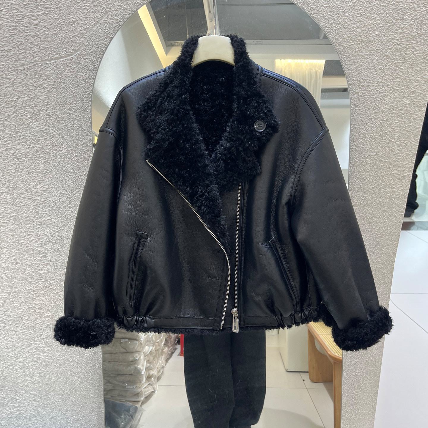 两面穿皮毛厚外套小仙女2025冬季新款时尚高级感西服领加绒厚夹克