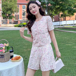 小香风套装女2025年夏装搭配一整套高级感蕾丝上衣+短裤两件套潮