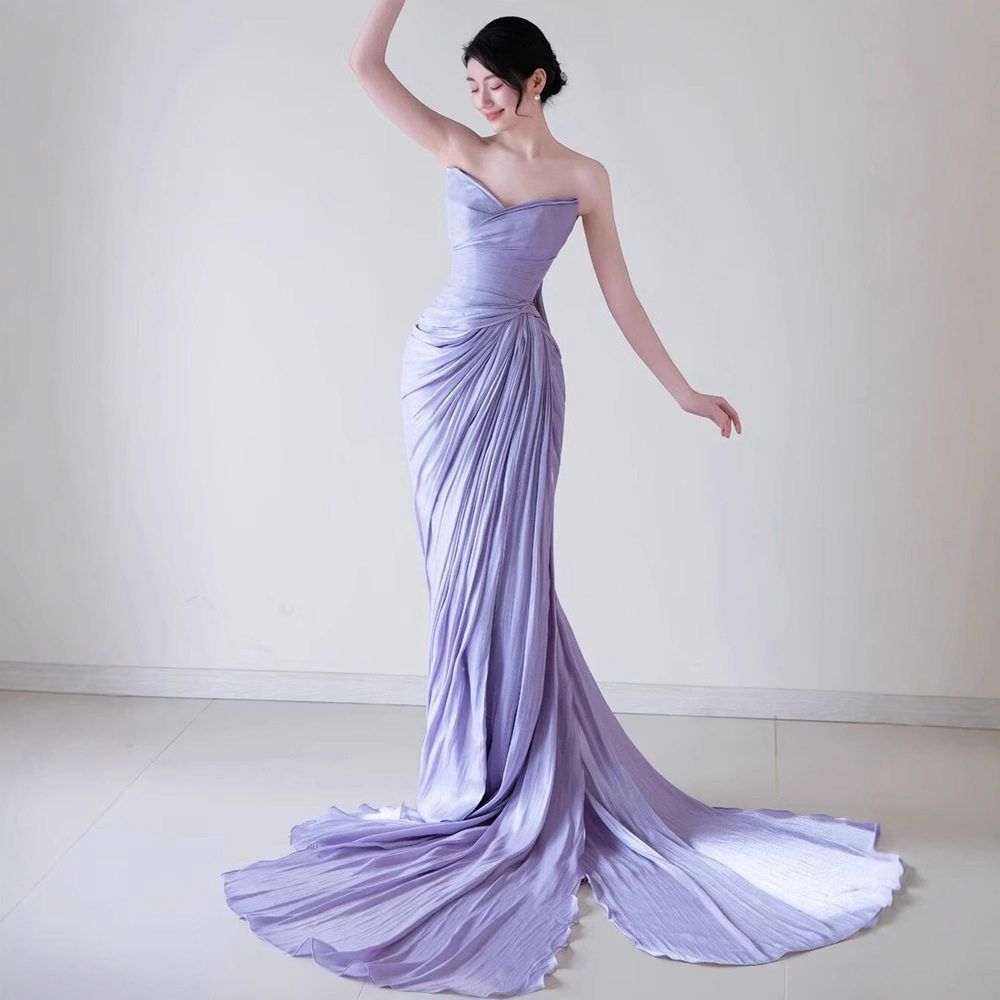 紫色抹胸晚礼服设计感小众缎面轻奢新娘晨袍女订婚宴会鱼尾连衣裙