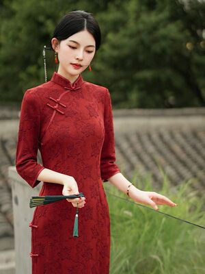旗袍2025秋冬新款中长款红妆单层气质修身裙礼服女装订婚敬酒服