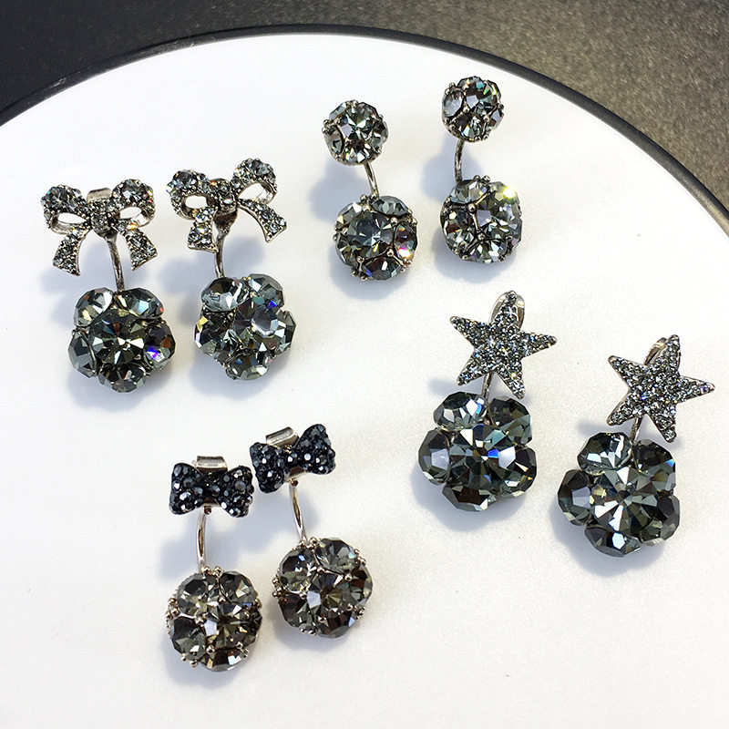 Свисающие серьги 新款2025现货韩耳钉英文字母大圆圈吊坠长款耳环s925银女耳线潮 OTHER