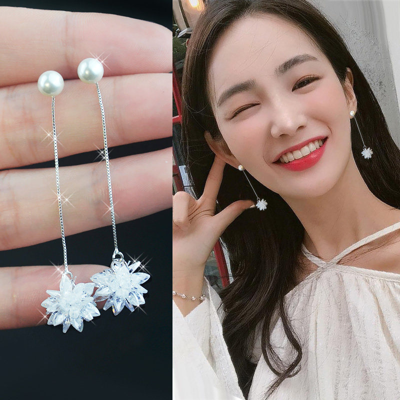 Свисающие серьги 新款2025现货韩耳钉英文字母大圆圈吊坠长款耳环s925银女耳线潮 OTHER