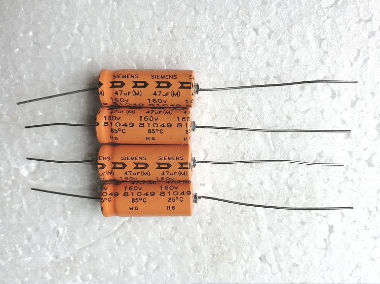 全新德国 西门子 SIEMENS 橙色 160v 47uf 轴向发烧电容