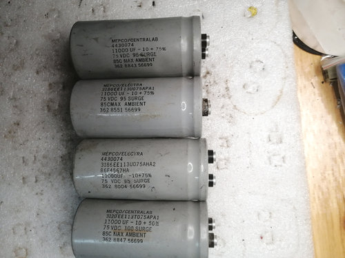 美国灰皮MEPCO 75v 11000uf 螺丝脚电容
