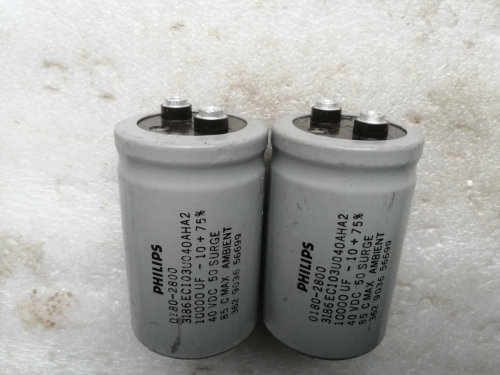 拆机 美国灰皮麦景图MEPCO 40v 10000uf 螺丝脚电容 体积50*80