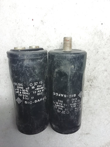 法国SIC-SAFCO 55v 33000uf 螺丝脚发烧滤波电容