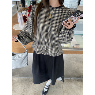 美己己 春夏棉麻减龄长袖 娃娃衫 上衣女 复古浪漫花边拼接格子小衫