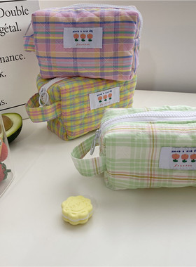 有趣琳 19162 韩国笔袋ins绗缝柔软手提格子收纳整理帆布化妆包