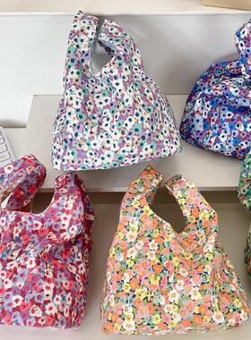 有趣琳 51262 秋冬灯芯绒小花手腕包便当包上班杂物手拎包女外出