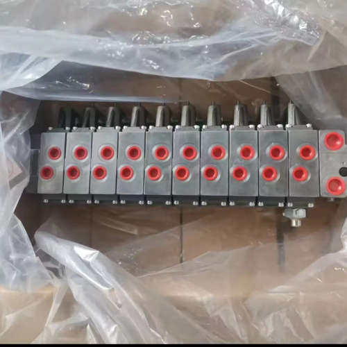 PVG32-12  11108846丹佛斯DANFOSS比例多路阀