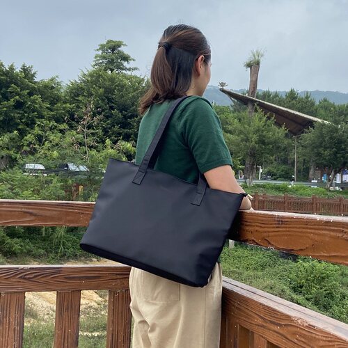 尼龙包女大容量托特2026新款帆布