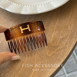 韩国东大门发饰复古高级感字母小金标轻奢发梳发卡简约刘海插梳