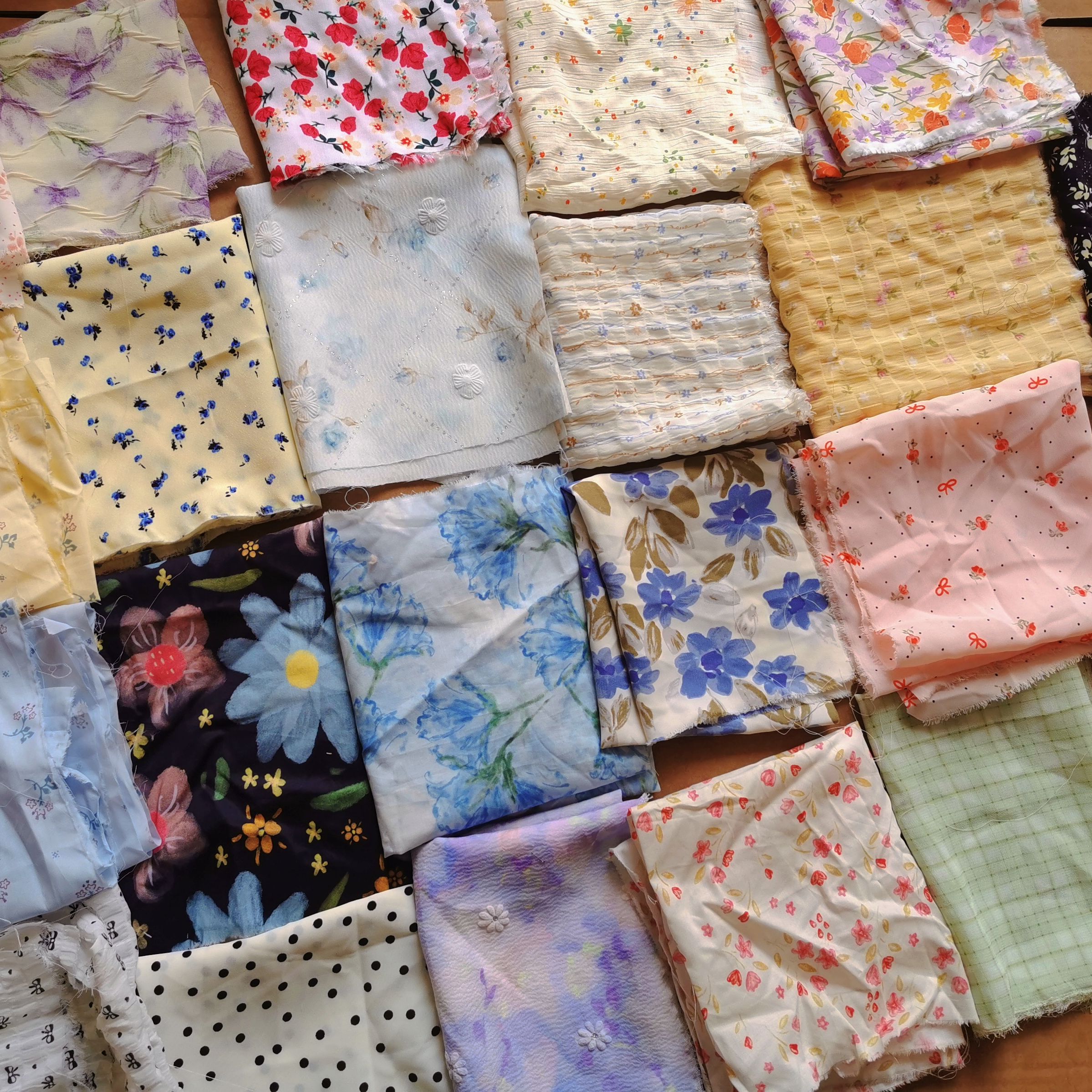 大肠圈布料福袋15乘75cm每张（有误差）福袋手工diy超美碎花雪纺