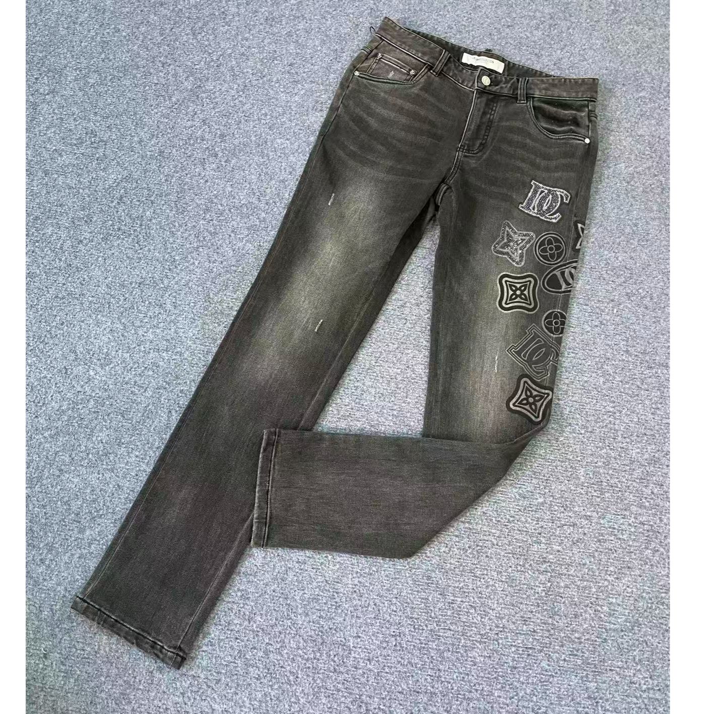 卡la尔fei尼吊牌价1700+ku780男士秋冬季深灰色微破洞牛仔裤