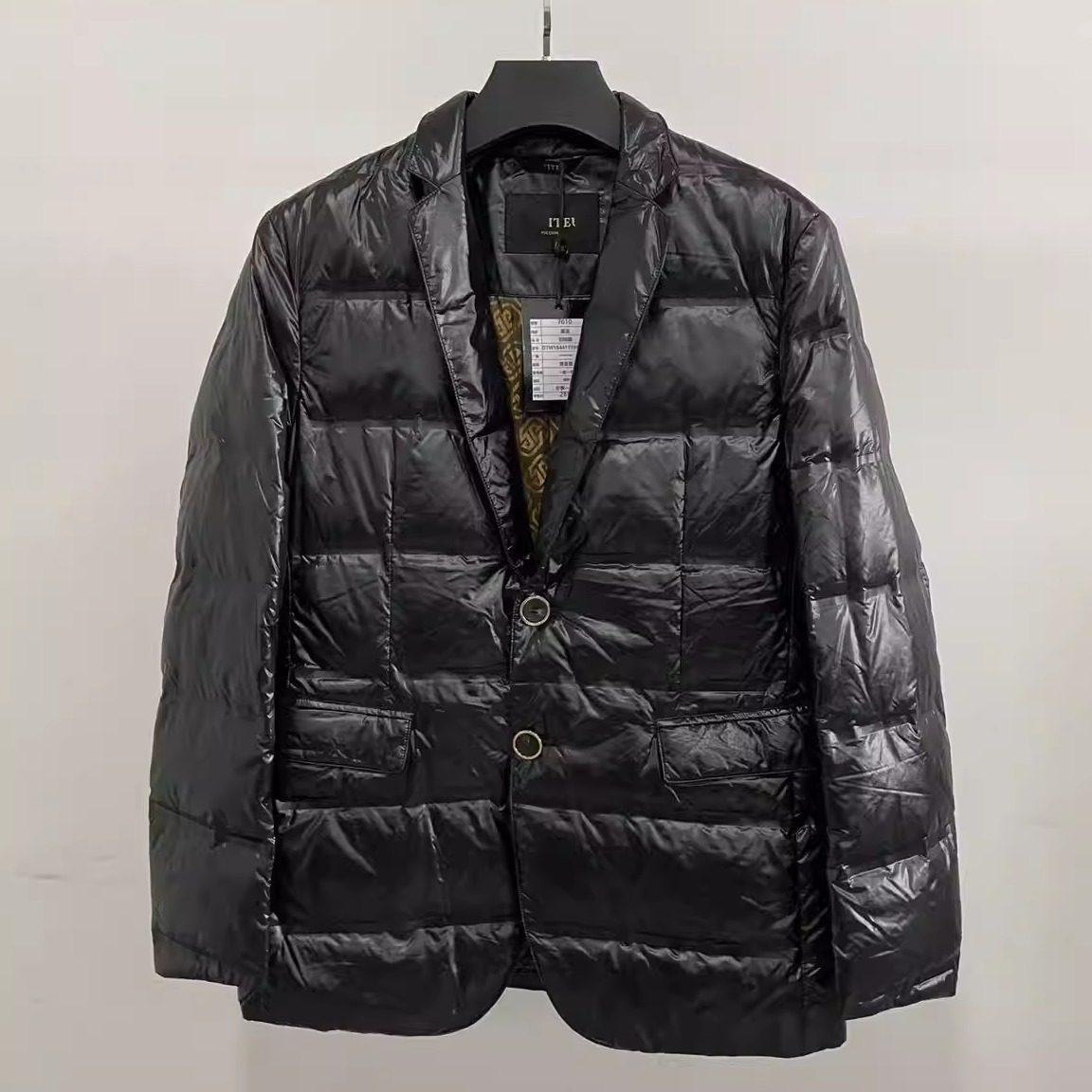 欧duyr668男士冬季黑色亮面西装款羽绒服时尚修身帅气