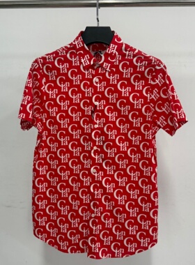 砖柜1390卡里ya尼cs182男士夏季红色字母满印时尚休闲短袖衬衫