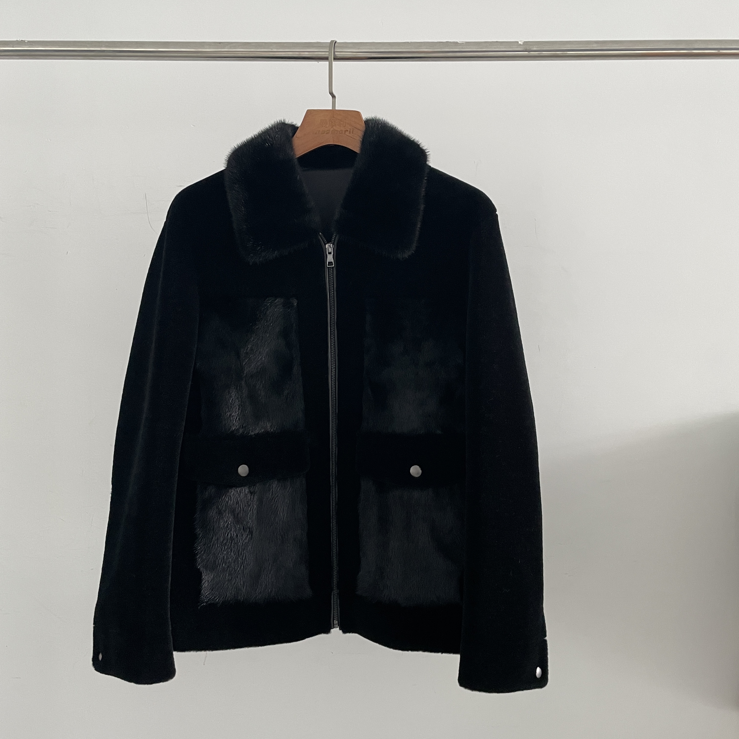 利家jk808男士黑色冬季绵羊毛拼接水貂毛皮翻领潮流保暖帅气外套