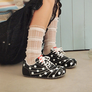 玛速主义2026年夏季新款时尚百搭波点鞋轻便平底休闲鞋学生单鞋女