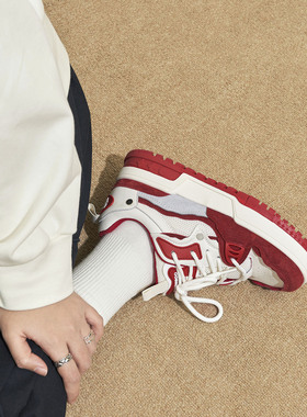 玛速主义2026新款红色休闲板鞋女春百搭运动鞋厚底单鞋小众设计感