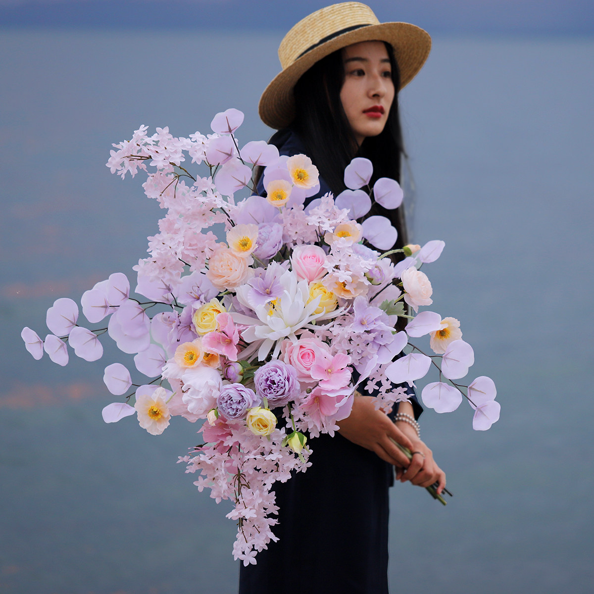 ins淡紫北欧仿真花束婚庆旅拍道具手捧花家居装饰品软装摆
