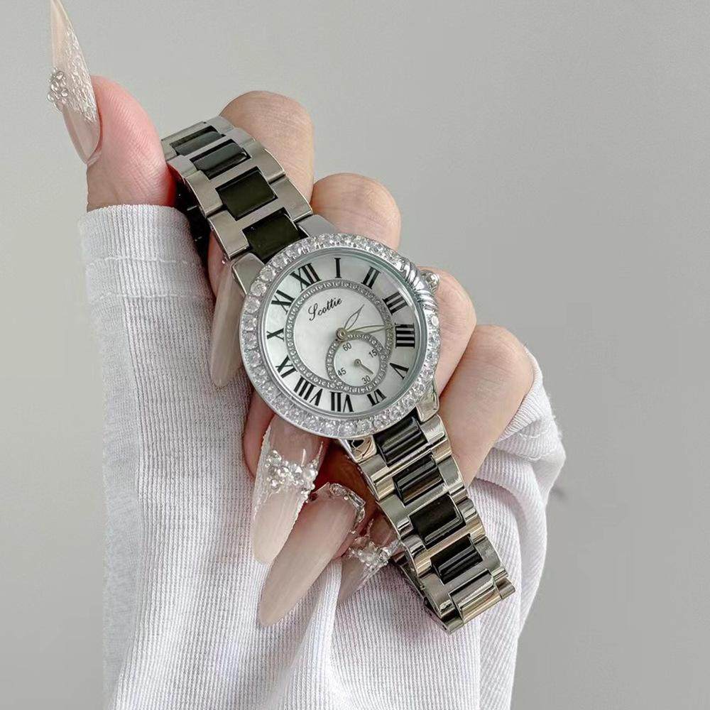 新款钢带女表镶钻轻奢小众手表女学生女款名牌正品气质陶瓷表新式
