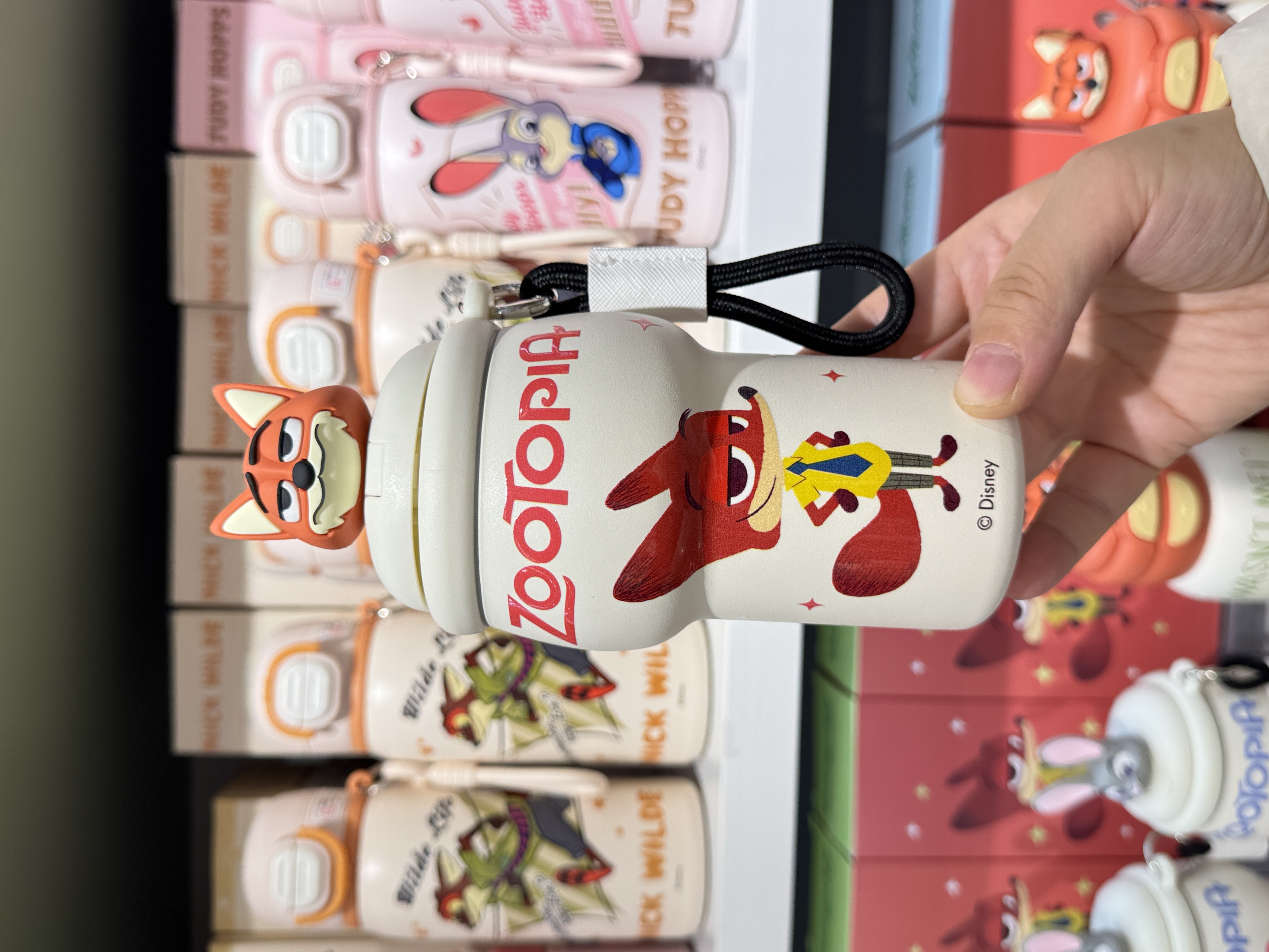 正版疯狂动物城朱迪尼克保温杯玩偶毛绒豹警官背包公仔学生双饮杯