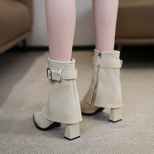 马丁靴女2025春秋新款尖头粗跟米色短靴女时装靴高级感百搭裤管靴