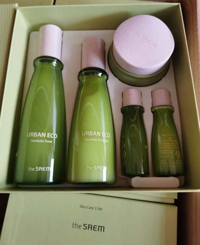 韩国原装the SAEM(得鲜)URBAN生态亚麻籽保湿爽肤水乳面霜3件套装