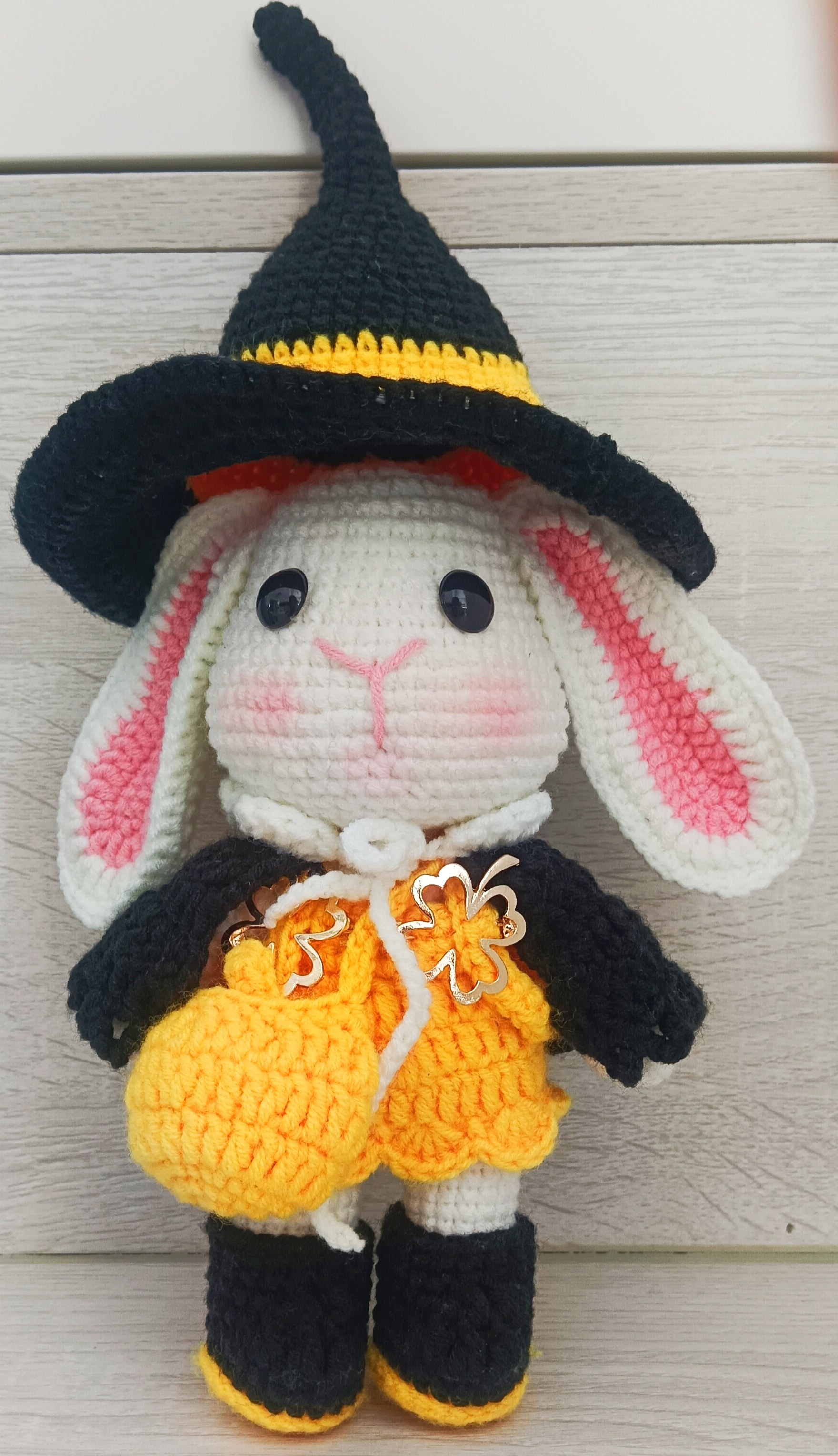 巫师兔毛线钩织小玩偶织女手工编织可爱兔子饰品手作成品,服饰配件/皮带/帽子/围巾,DIY编织材料包,淘宝优惠券,粉丝福利购,淘宝优惠卷