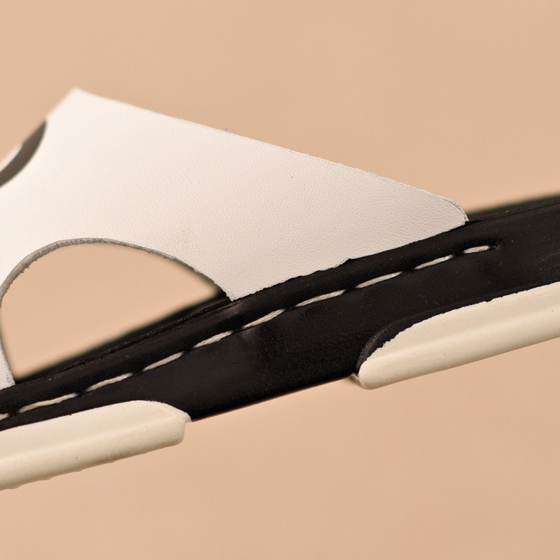 Pantoufles enfants en similicuir pour été - Ref 1034641 Image 4