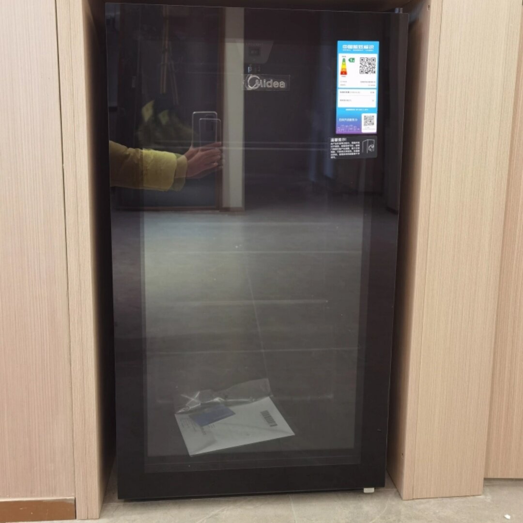 Midea/美的冷藏展示柜家用冰吧保鲜柜小型冰箱透明玻璃门红酒冷柜图片