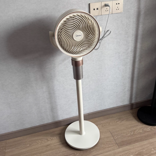 美的GDI24RY空气循环扇